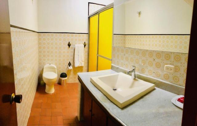 ميديلين Casa Hotel Palmas Del Estadio 2 المظهر الخارجي الصورة